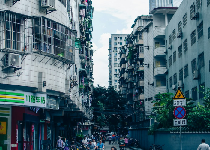 广东新增本土确诊2例无症状4例,广东新增本土确诊病例7例,另有2例无症状感染者转确诊