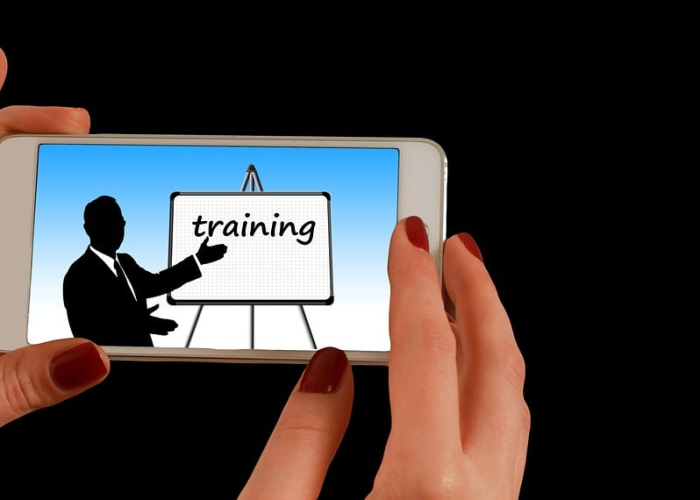 美国新冠确诊近470万例(美国新冠确诊数超161万例)