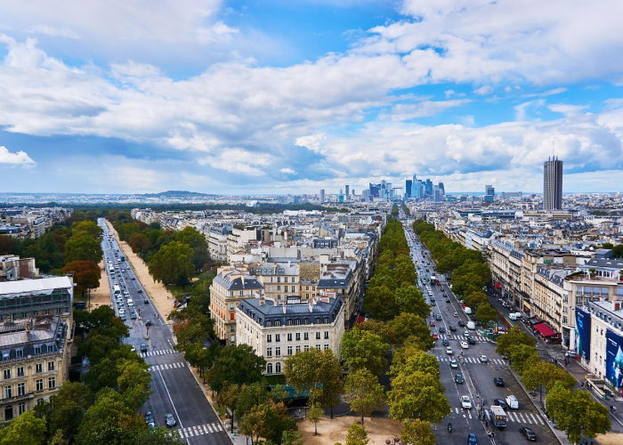 美新冠确诊超737万,美国新冠确诊679万