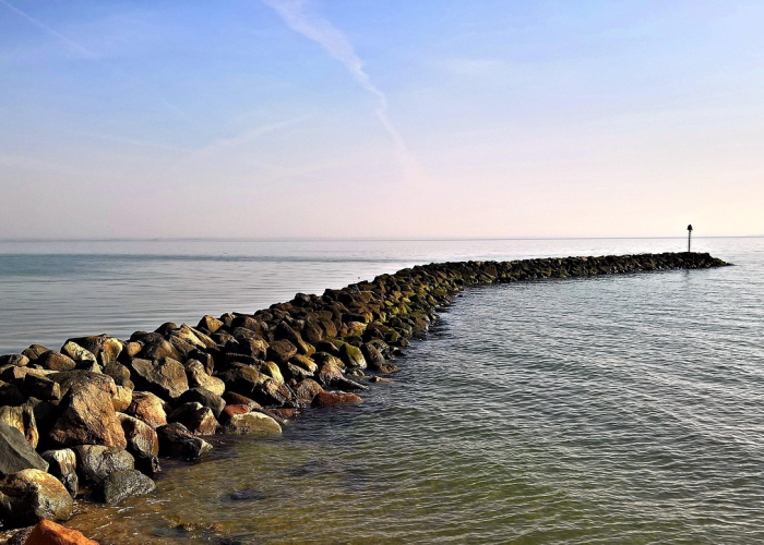 秒懂经验:网站平台上被黑找人帮忙出款可靠吗？该问题要怎么解决