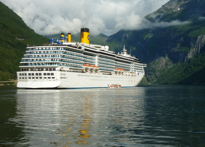 美国确诊病例超过138万 → 美国确诊病例超63万