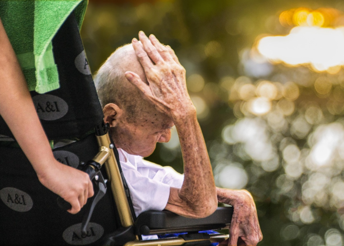 10天6板，李亚鹏带火的翻倍股急发公告