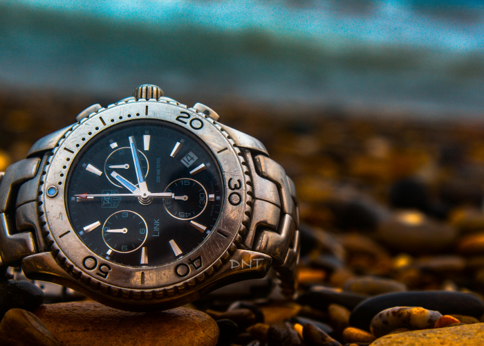 31省新增本土病例12例(31省区市新增本土病例98例)